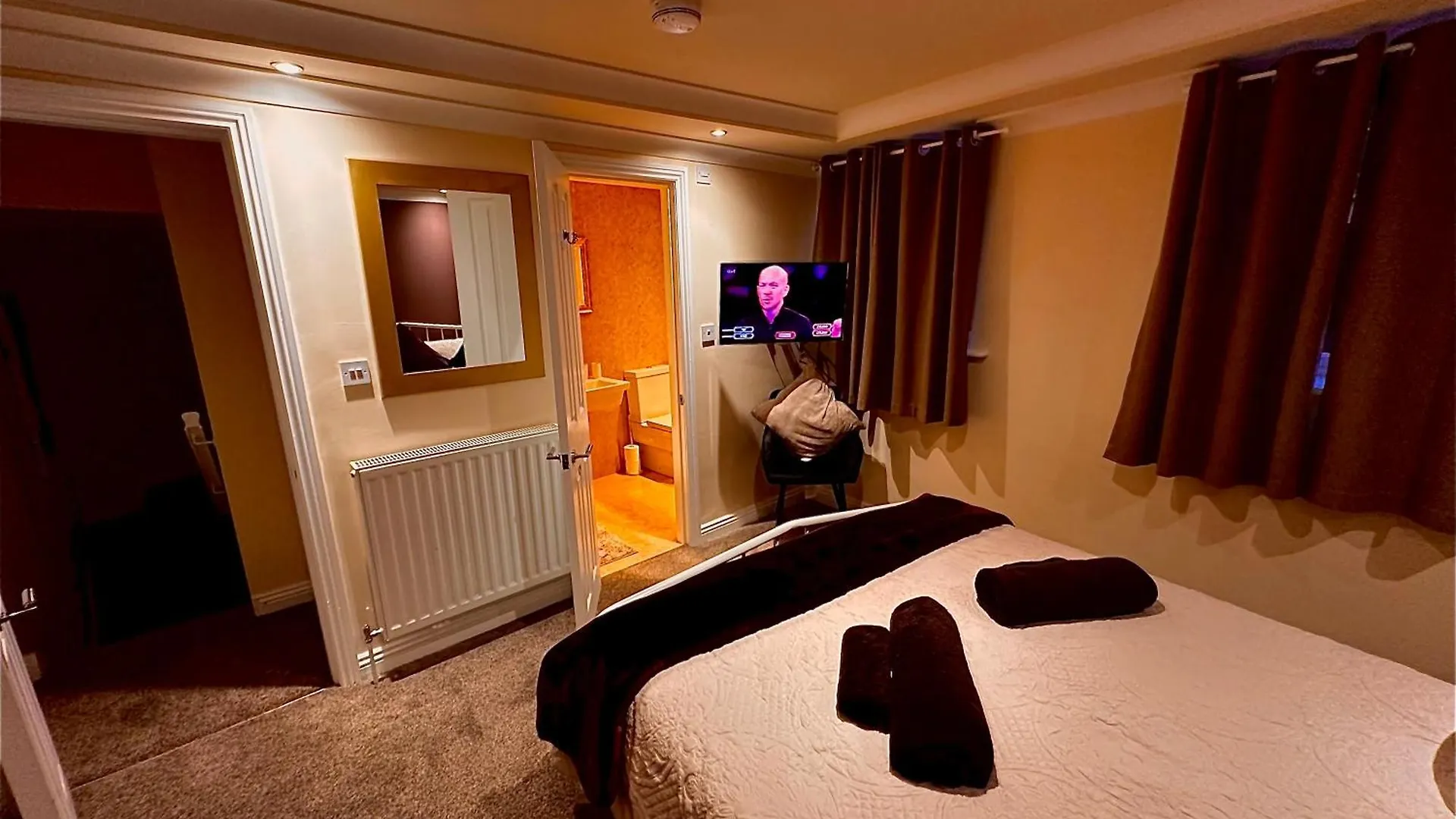 Church View 2 Large En Suite Bedrooms With King Size Beds & Smart Tv Richmond  Richmond (North Yorkshire)